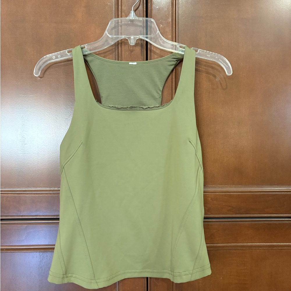 Lululemon Olive Green Women's Athletic Tank Top